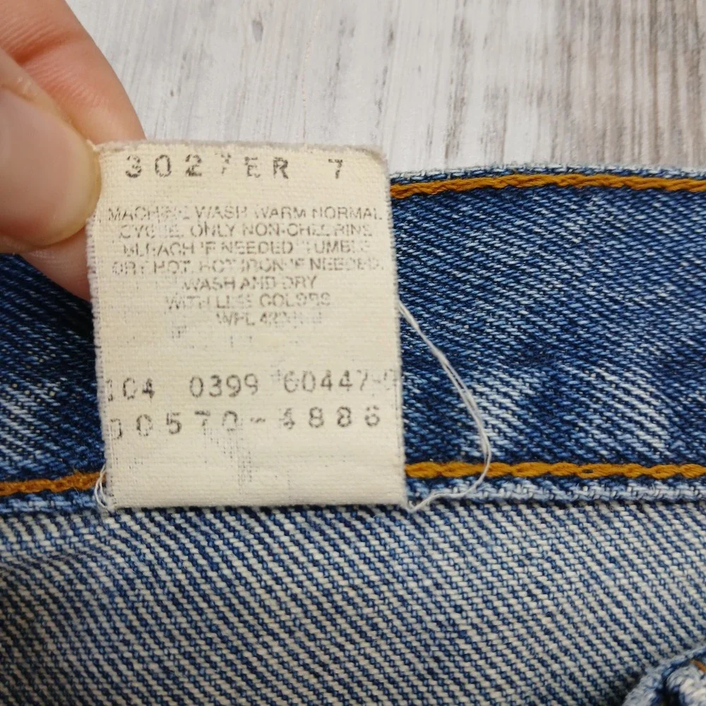 Vintage Levis 570 Baggy Fit Jeans Mens 33x34 Blue Denim High Rise 90s 570-4886